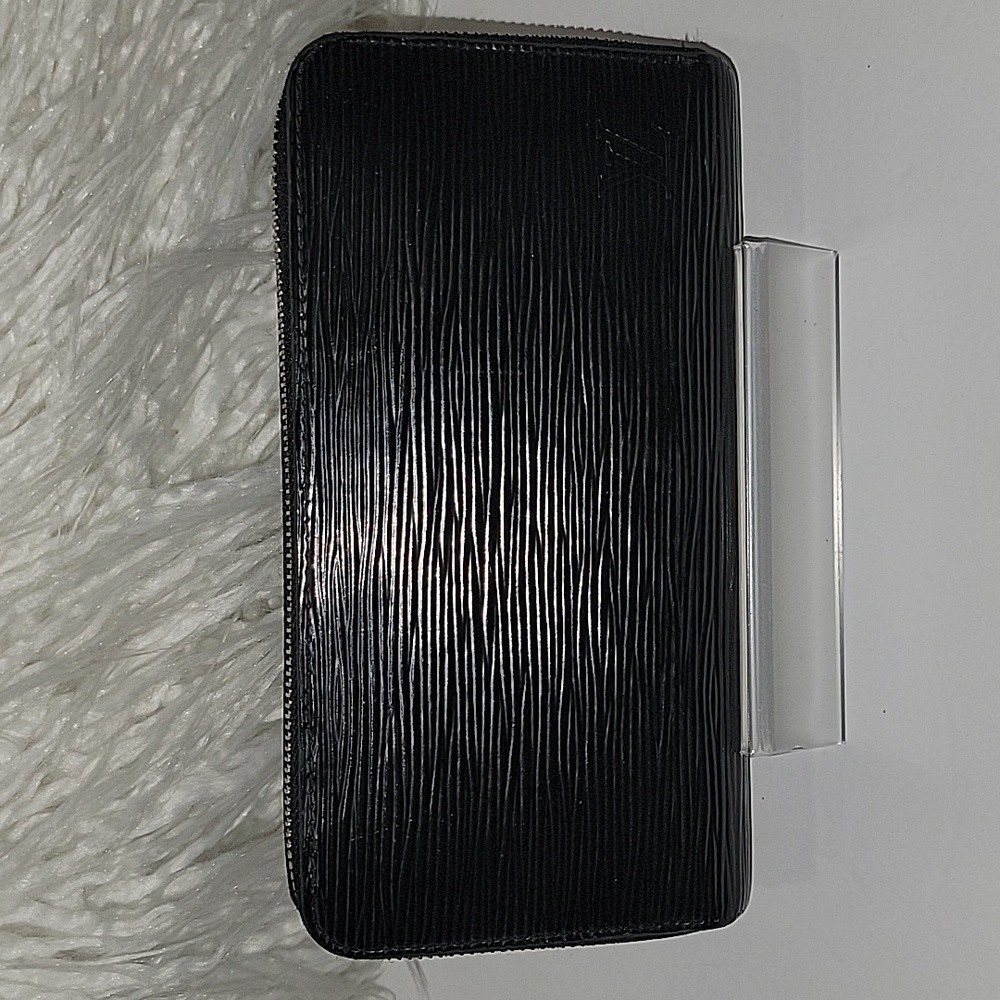 Louis Vuitton Epi Leather Zippy Wallet, Black